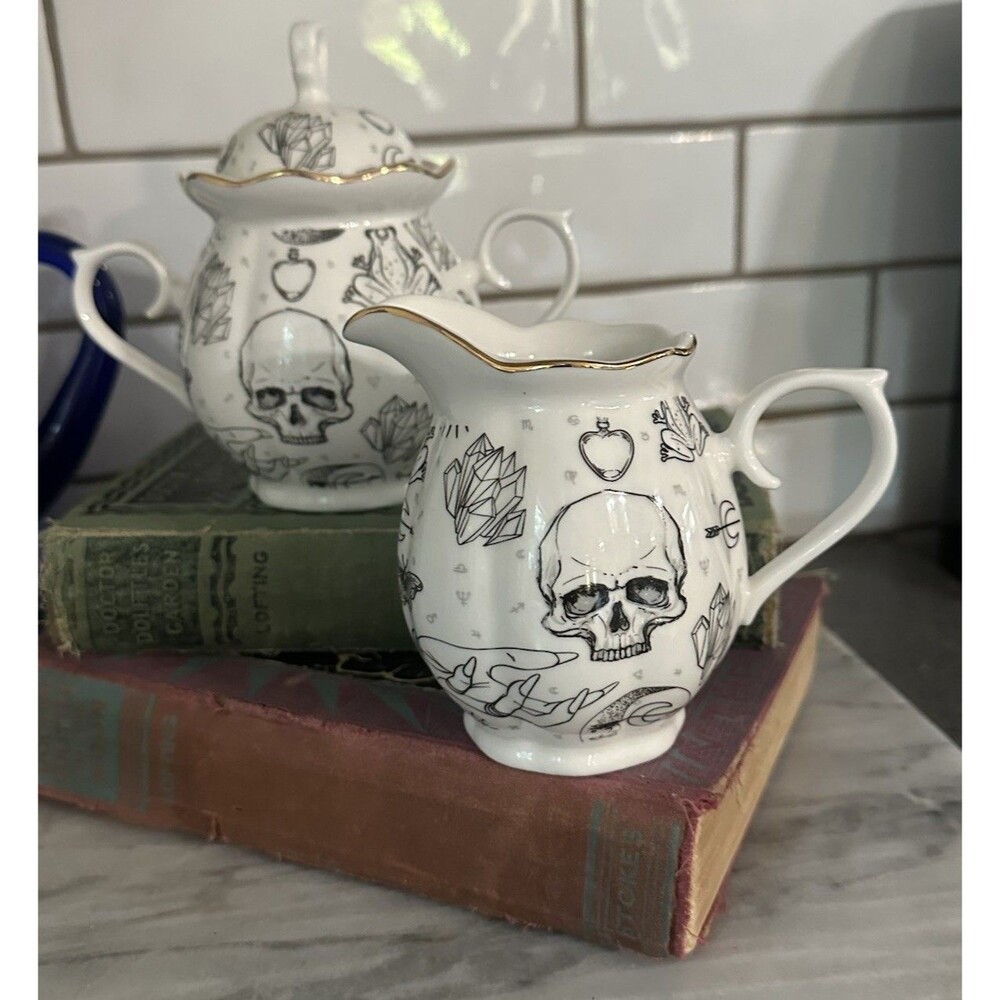 Elegance Park Chateau Halloween Black White Skull Witch Frog Creamer Sugar Bowl